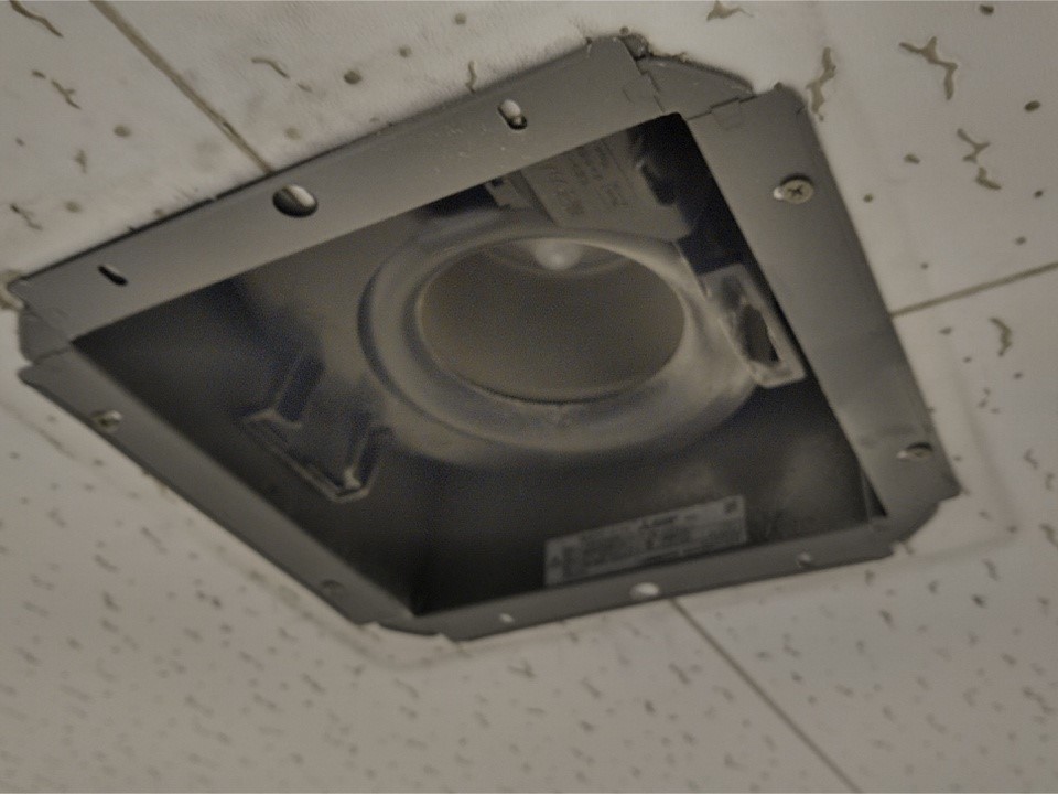 換気扇02＿株式会社ビルカン